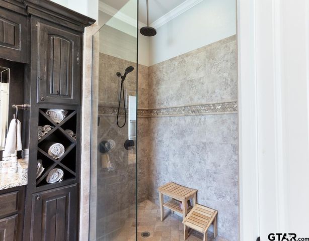 521 Susie St, Chandler, TX 75758