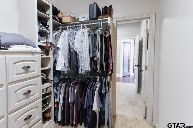 521 Susie St, Chandler, TX 75758