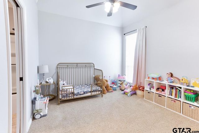 521 Susie St, Chandler, TX 75758