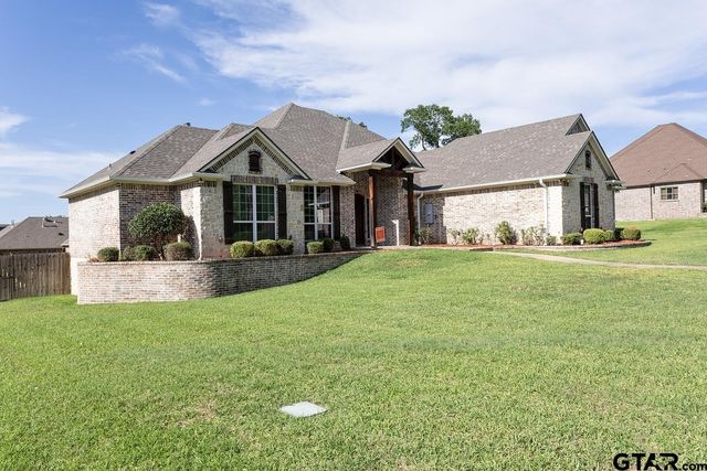 521 Susie St, Chandler, TX 75758