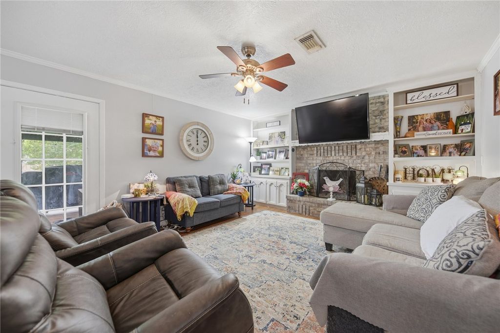 908 Pine Drive, Caldwell, TX 77836 — photo 5
