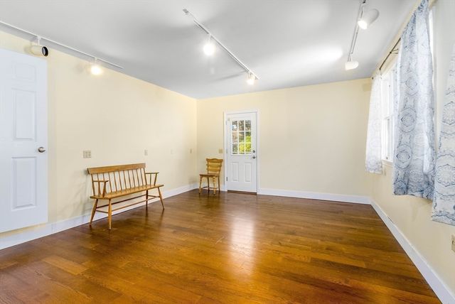 330 Hay Rd, Eastham, MA 02642