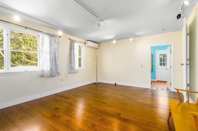 330 Hay Rd, Eastham, MA 02642