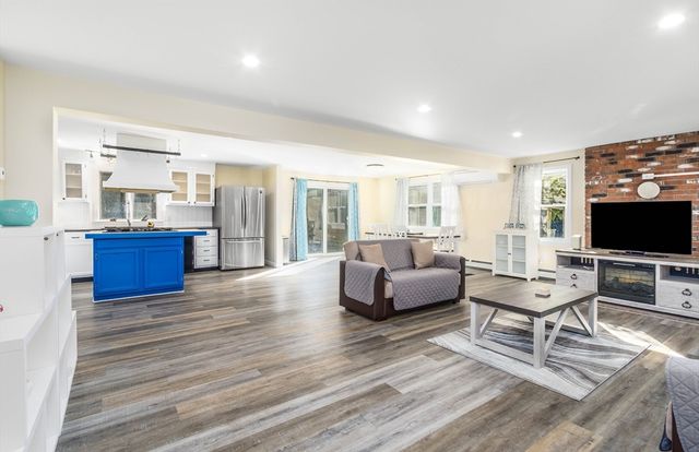 330 Hay Rd, Eastham, MA 02642