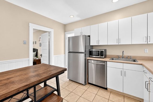 23 Packard Ave, Somerville, MA 02144