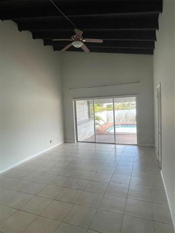 5420 SW 25th Avenue 1-2, Dania Beach, FL 33312