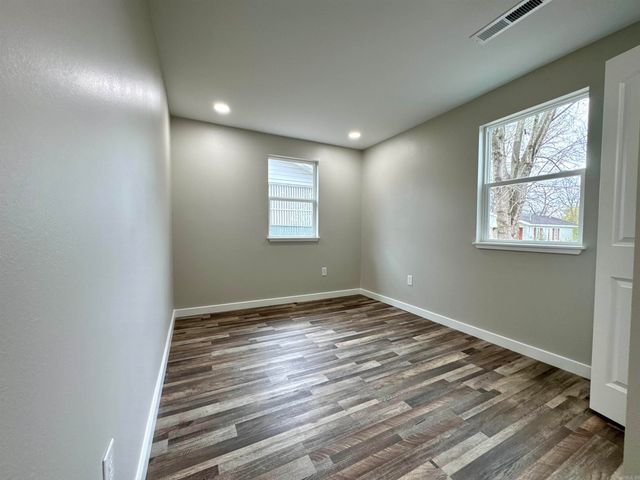 302 W Commerce St, Morrilton, AR 72110