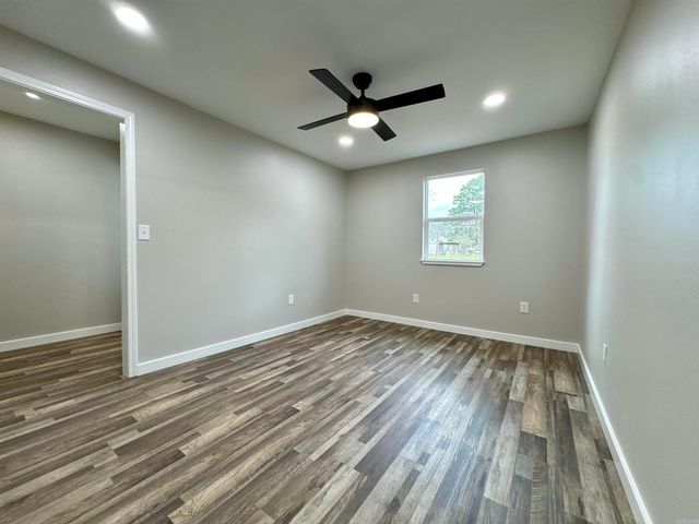 302 W Commerce St, Morrilton, AR 72110