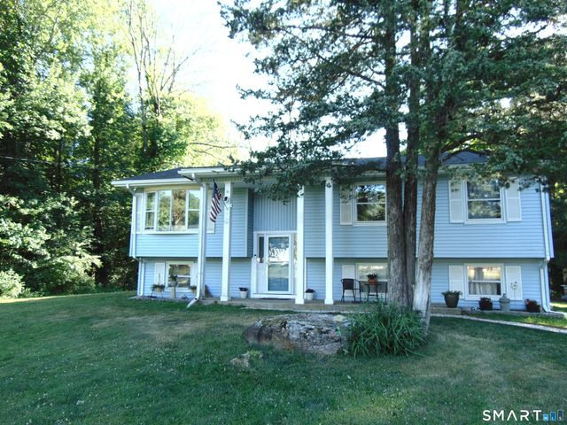 25 Hillcrest Heights, Lebanon, CT 06249