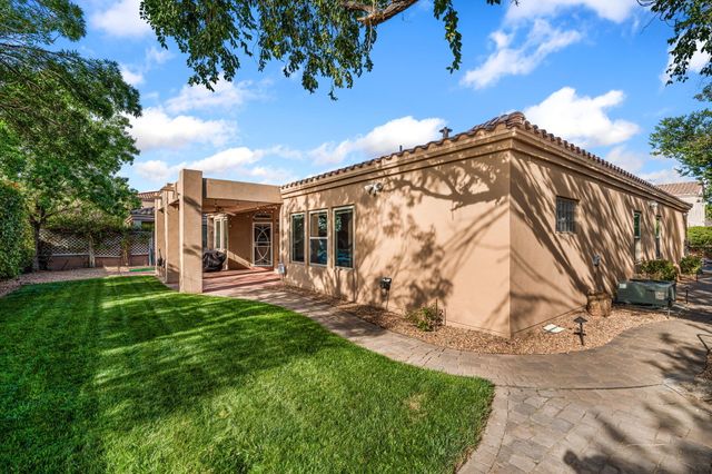 4301 BERESFORD Lane NW, Albuquerque, NM 87120