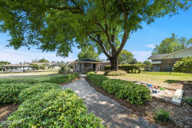 138 Queens Circle, Panama City, FL 32405