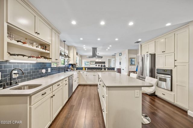 138 Queens Circle, Panama City, FL 32405