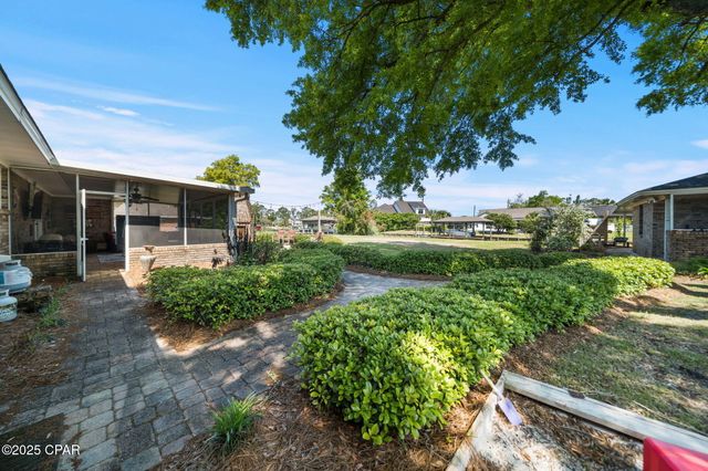 138 Queens Circle, Panama City, FL 32405