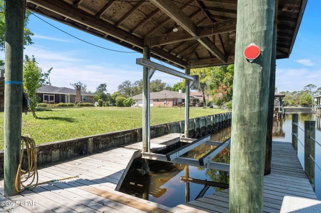 138 Queens Circle, Panama City, FL 32405