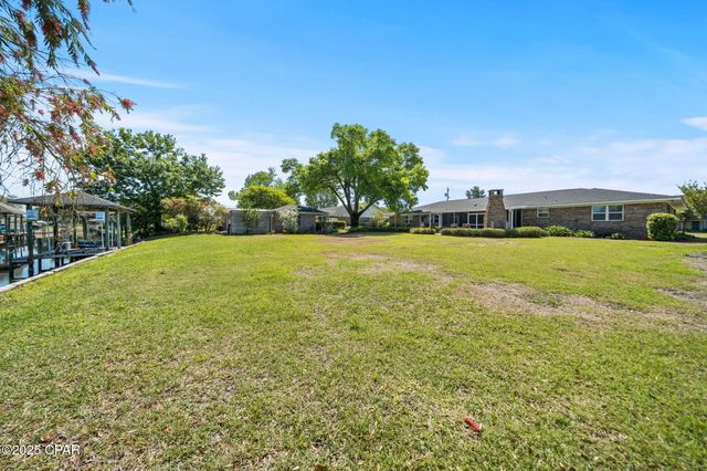 138 Queens Circle, Panama City, FL 32405