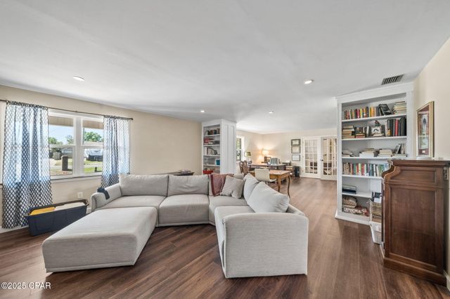 138 Queens Circle, Panama City, FL 32405