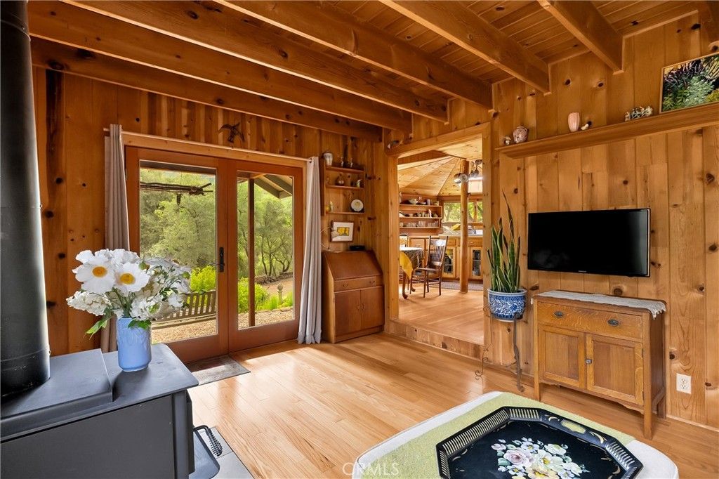 Image 10 of property listing at 13411 Bean Flat, Chico, CA 95928