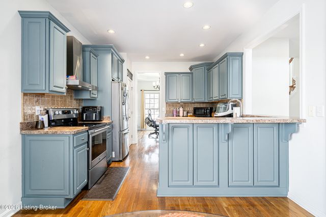 11124 Blade Crest Way, Louisville, KY 40291