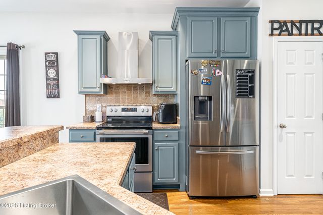 11124 Blade Crest Way, Louisville, KY 40291