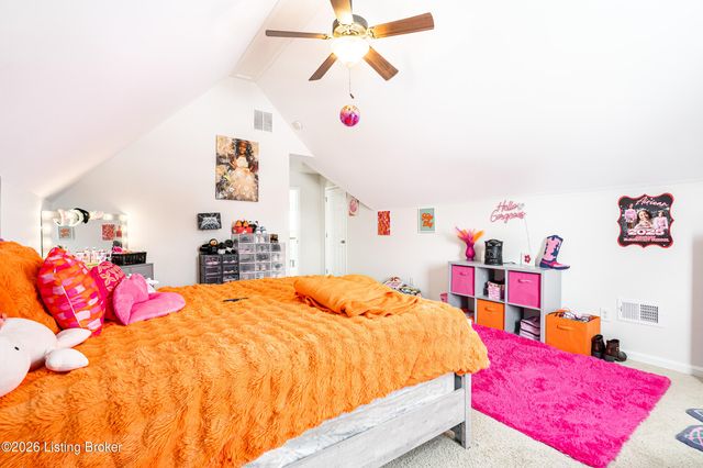 11124 Blade Crest Way, Louisville, KY 40291