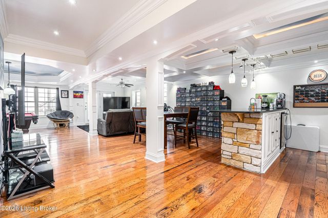 11124 Blade Crest Way, Louisville, KY 40291