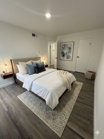 10501 South Drive 293, Houston, TX 77099