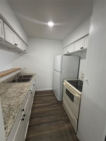 10501 South Drive 293, Houston, TX 77099