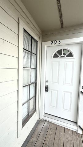 10501 South Drive 293, Houston, TX 77099