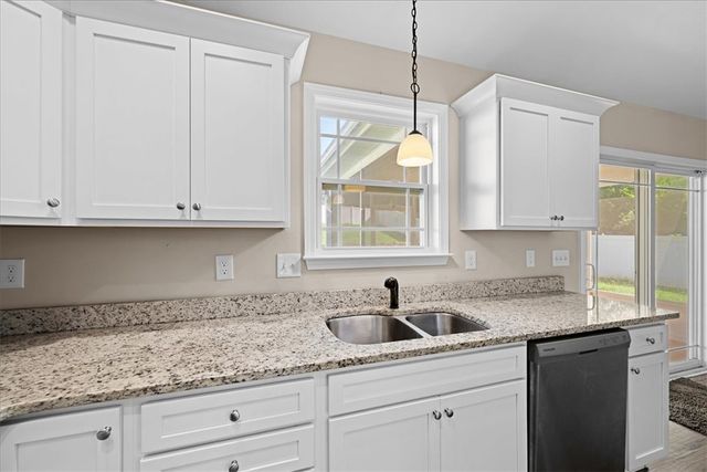 176 Coleman Road, Wellford, SC 29385