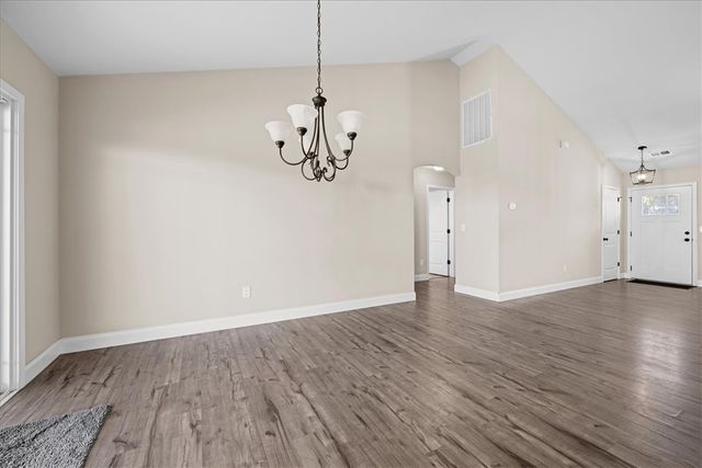 176 Coleman Road, Wellford, SC 29385