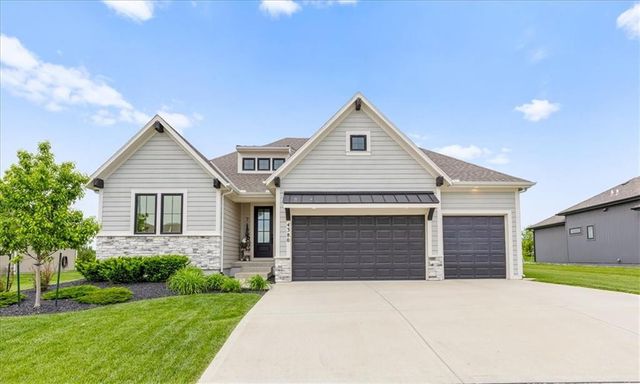 4380 Aspen Drive, Basehor, KS 66007