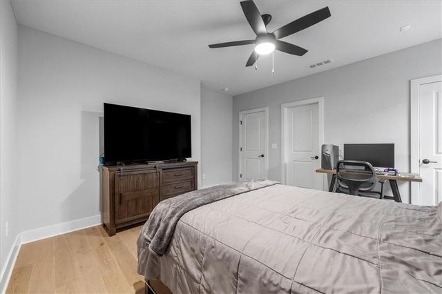 4380 Aspen Drive, Basehor, KS 66007
