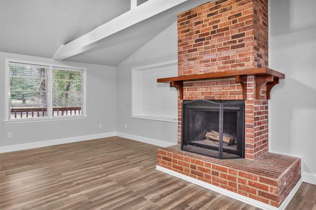 6416 Oak Knoll Road, Montgomery, TX 77316