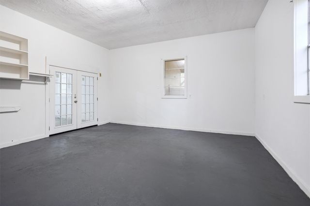 6416 Oak Knoll Road, Montgomery, TX 77316