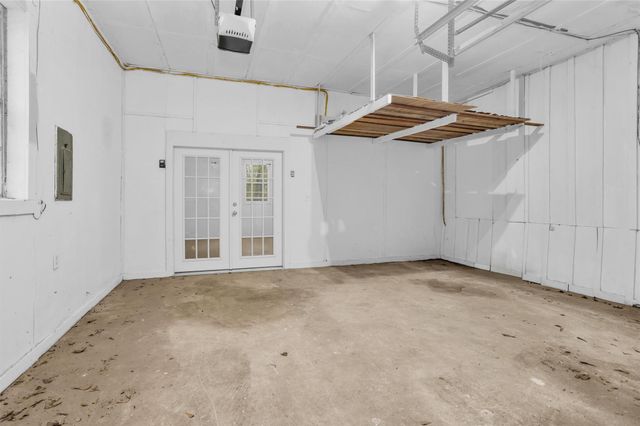 6416 Oak Knoll Road, Montgomery, TX 77316