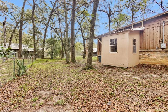 6416 Oak Knoll Road, Montgomery, TX 77316