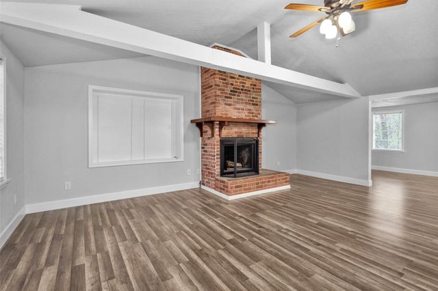 6416 Oak Knoll Road, Montgomery, TX 77316