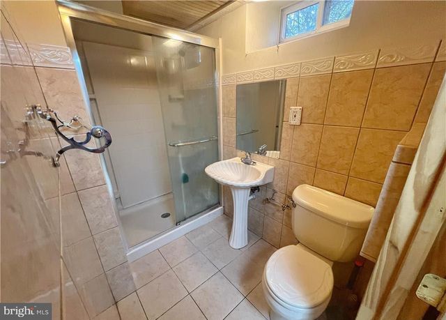 1345 MACADA, Bethlehem, PA 18017