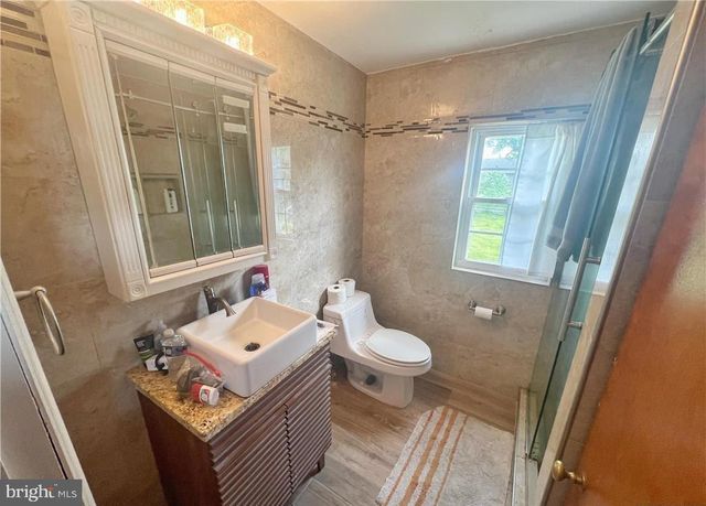 1345 MACADA, Bethlehem, PA 18017