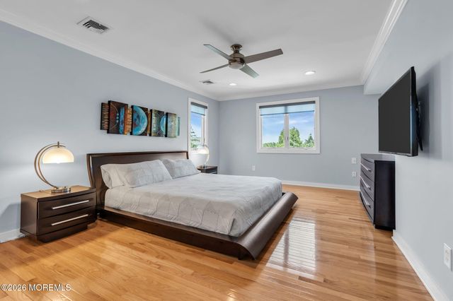 16 Meadow Avenue, Monmouth Beach, NJ 07750