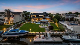 16 Meadow Avenue, Monmouth Beach, NJ 07750