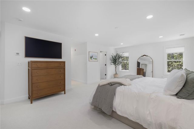 73 Lantern Hill Drive, Cranston, RI 02921