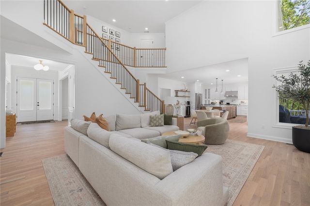 73 Lantern Hill Drive, Cranston, RI 02921