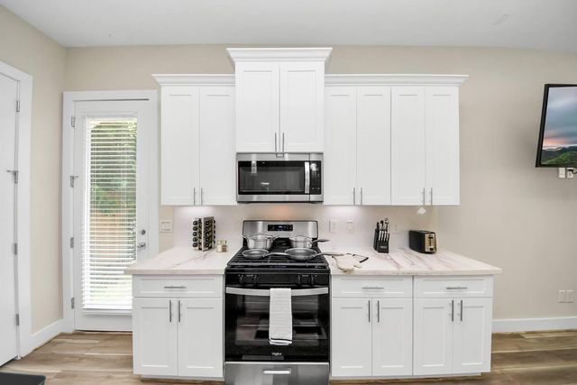 5935 Beall Street D, Houston, TX 77091