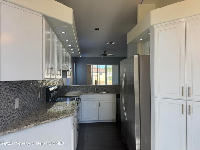 9407 Burnam Drive, Weeki Wachee, FL 34613