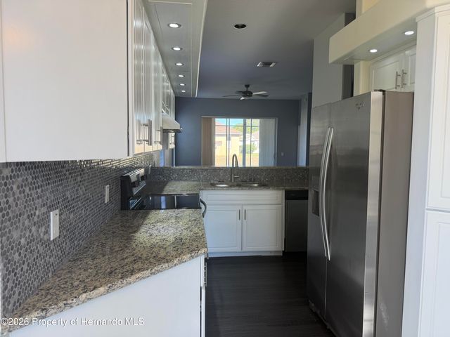 9407 Burnam Drive, Weeki Wachee, FL 34613