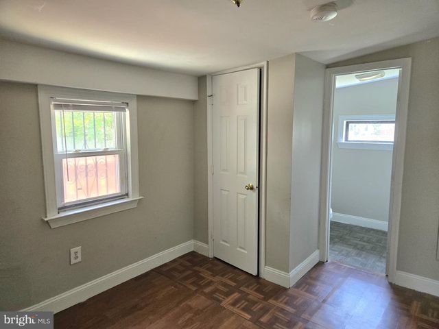 805 EASTERN AVE, Fairmount Heights, MD 20743