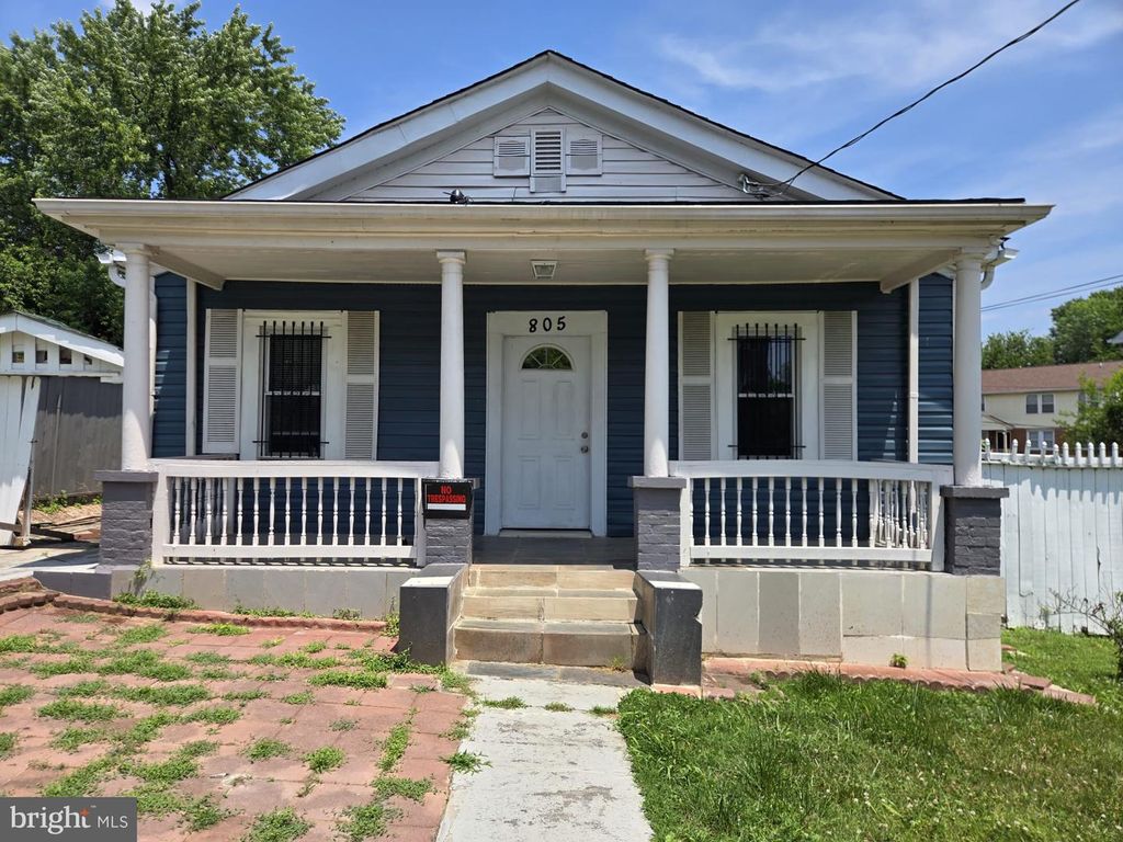 805 EASTERN AVE, Fairmount Heights, MD 20743