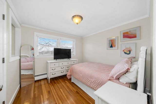 105 Macarthur Rd, Stoneham, MA 02180