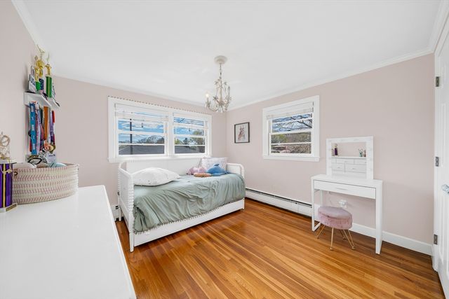105 Macarthur Rd, Stoneham, MA 02180